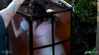 Water Vessel Breathplay In Red