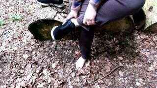 Vagina slapping near hikingway