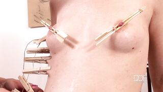 HouseOfTaboo_e127_261p2hotd1_720_6500_Zuzana_Z._and_Leona_Queen_Nasty_lesbian_treat_with_clips