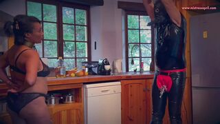 Dominatrix Mistress April - Wanky Slave