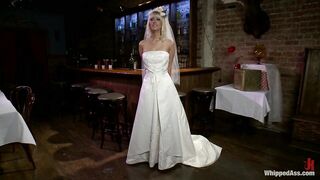 11.09.09 14725 Maitresse Madeline Marlowe, Lorelei Lee, Cherry Torn, Dia Zerva (A Very Cherry Wedding)