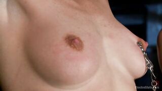 Ultimate Painslut Faces Off With Electricity