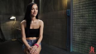 Fresh Flesh: Jazmin Luv