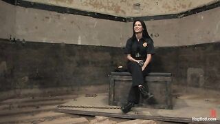 Welcome Victoria Sin to her first appearance on Hogtied