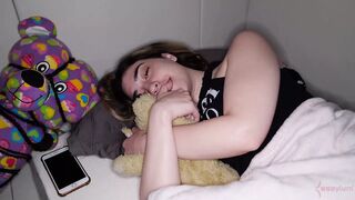 Asylum teen submits to her powerful dom