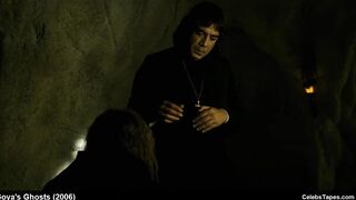 Natalie Portman all naked and rough movie scenes