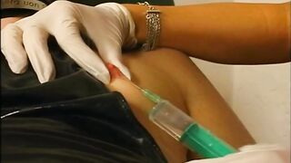 BDSM-Versuchungen aus Latex - Episode 4