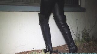 FutileStruggles - Sahrye the Cat Burglar Breaks into the Wrong House 1