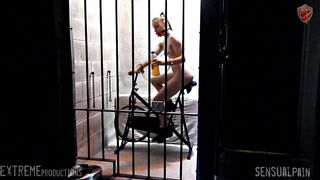 Bike Ride Dong Seat In Cell 