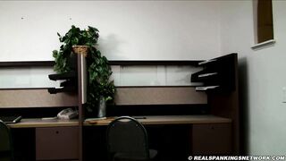 Cheerleader： Corporal Punishment at School 