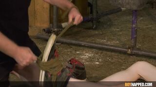 Ginger twink Avery Munroe tormented by daddy Sebastian Kane