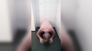 Slave Introduce himself