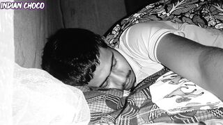 Aadhi raat ko mera lund khada ho gaya fir maine usko sant kiya