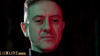 Alexis Crystal following the orders of Jean and Alyssa Reece