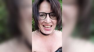 Milf squirts on public bench