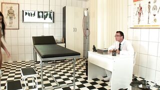 HouseOfTaboo_e010_196p3hotd1_720_6500_Frank_Gun_and_Sasha_Rose_Hot_teen_examined_deep_by_Dr_Frank